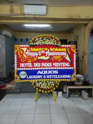 Papan Bunga di Cipinang Besar Selatan